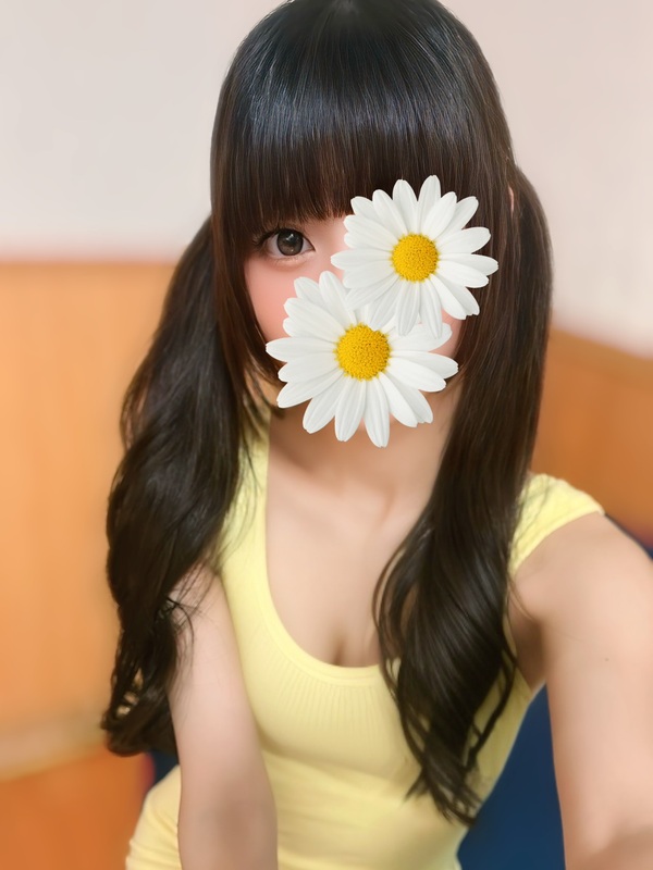 小鳥みなみ